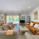 Villa Rotas
